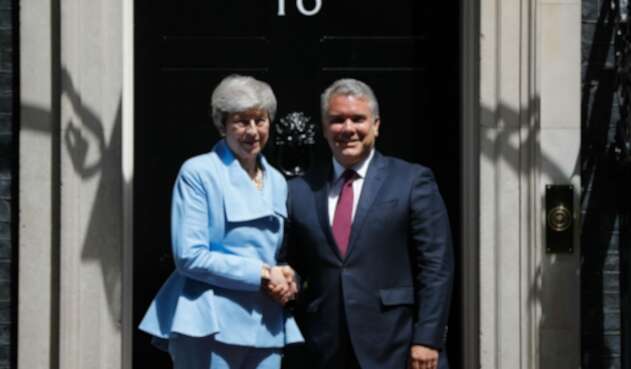 Theresa May junto al presidente Iván Duque