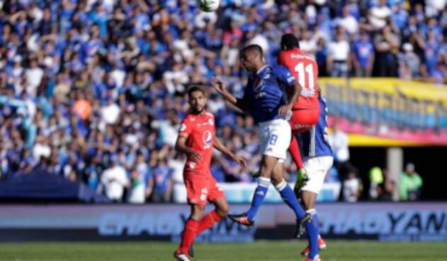 Millonarios perdió ante el América frente a su afición. Millonarios perdió ante el América frente a su afición.