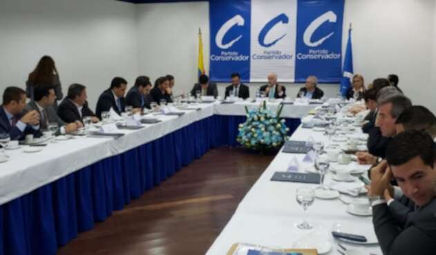 El expresidente Pastrana con el Partido Conservador.