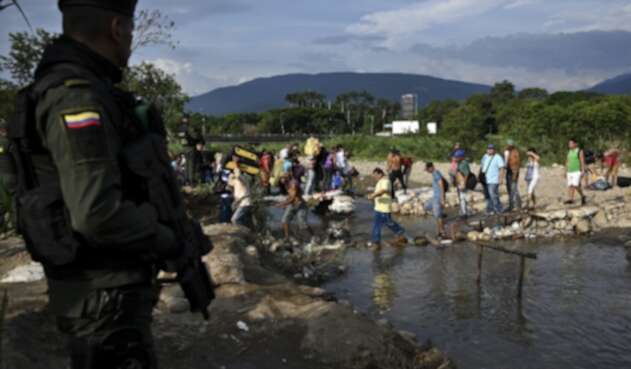 Trocha en frontera colombo venezolana
