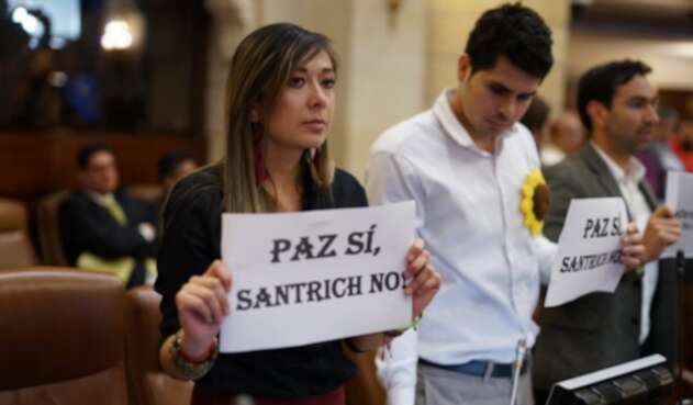 Varios partidos protestaron por la llegada de Jesús Santrich en la Cámara