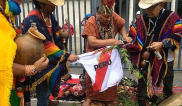 Chamanes peruanos