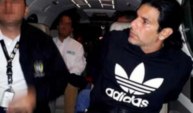 Las autoridades adelantan tratados de extradición para lograr traerlo al país a responder por los delitos que se le sindican.