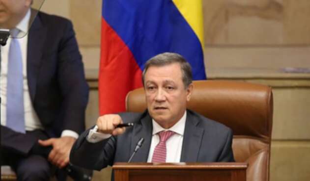 Ernesto Macías, senador del Centro Democrático. Ernesto Macías, senador del Centro Democrático.