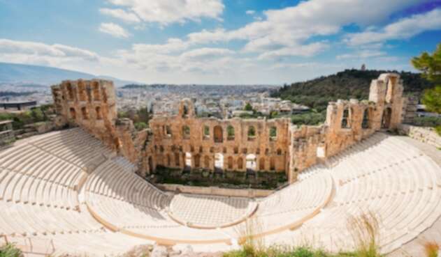 El Odeón de Herodes Ático, edificio para audiciones musicales erigido en el año 161, en Atenas (Grecia)
