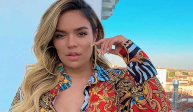 Karol G todavía tiene una foto con su ex en Instagram