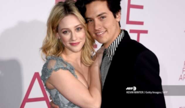 Lili Reinhart y Cole Sprouse aclaran los rumores de su ruptura