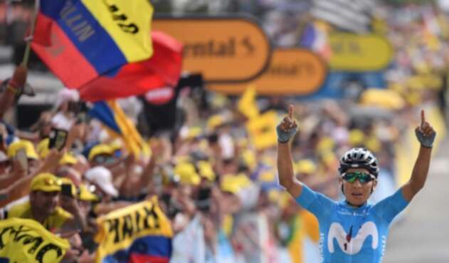 Nairo Quintana, ciclista colombiano al servicio de Movistar Team, ganando la etapa 18 del Tour de Francia 2019 Nairo Quintana, ciclista colombiano al servicio de Movistar Team, ganando la etapa 18 del Tour de Francia 2019