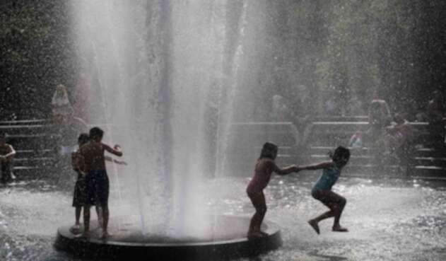 Se acerca una fuerte ola de calor a Estados Unidos. Se acerca una fuerte ola de calor a Estados Unidos.