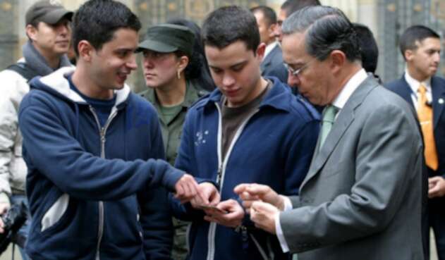 Tomás y Jerónimo Uribe Tomás y Jerónimo Uribe