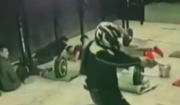 Robo en gimnasio
