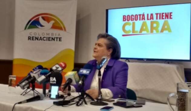 Clara López anuncia candidatura a la Alcaldía de Bogotá