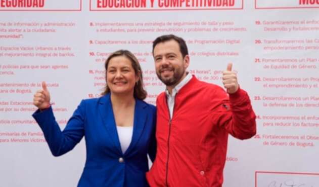 Ángela Garzón y Carlos Fernando Galán anunciando alianza de cara a la Alcaldía de Bogotá
