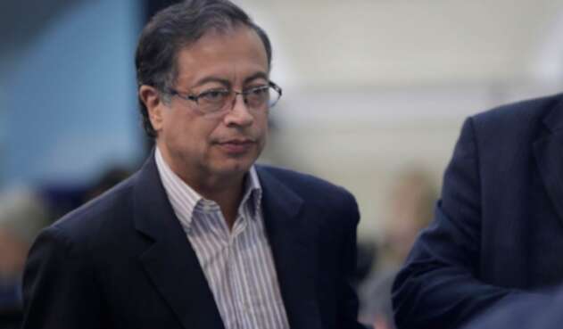 Gustavo Petro, congresista