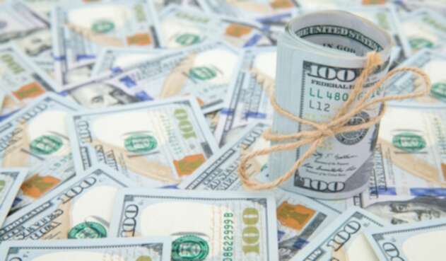 Dólar superó la barrera de los $3.500 Dólar superó la barrera de los $3.500