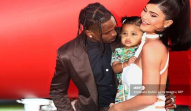 Hija de Kylie Jenner hace su debut en una alfombra roja