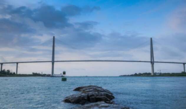 Puente sobre el Canal de Panamá