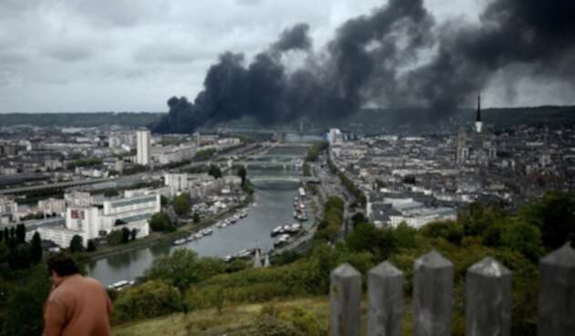 Incendio planta química en Francia