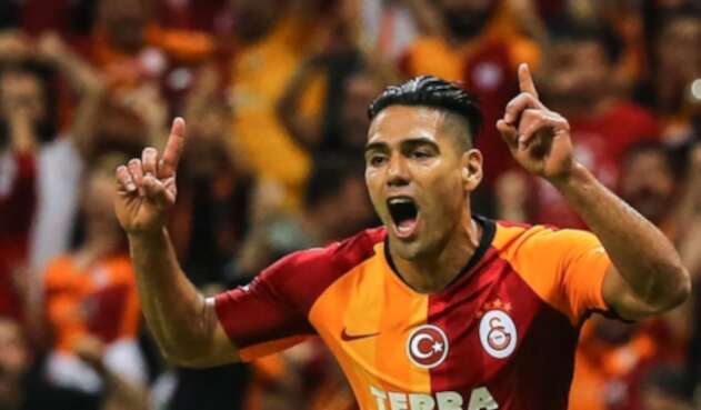 Debut de Falcao con el Galatasaray
