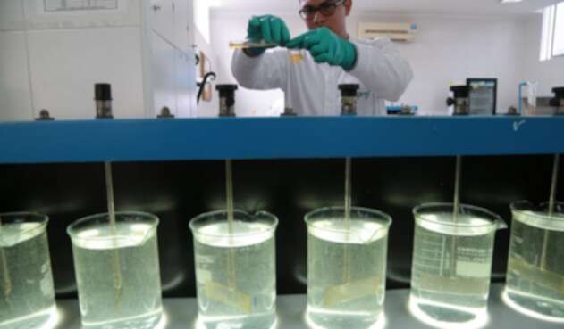 Con dióxido de cloro EPM busca eliminar la coloración del agua en Medellín