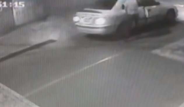Taxista roba a pasajero