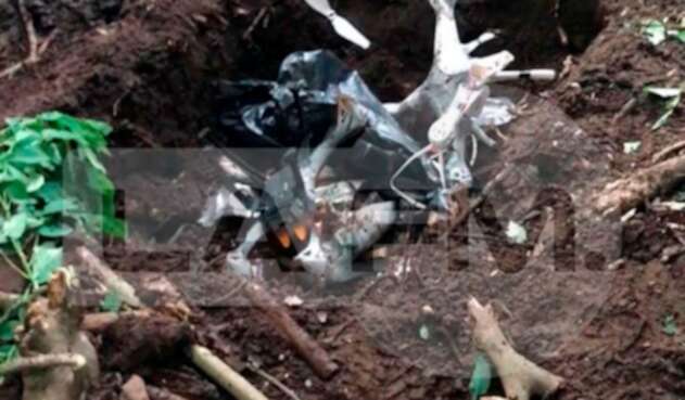 Autoridades en Tumaco (Nariño) inspeccionan drones hallados con explosivos Thumbnail Autoridades en Tumaco (Nariño) inspeccionan drones hallados con explosivos Thumbnail