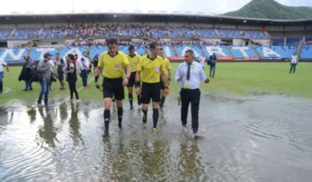 Estadio de Santa Marta se inundó Estadio de Santa Marta se inundó