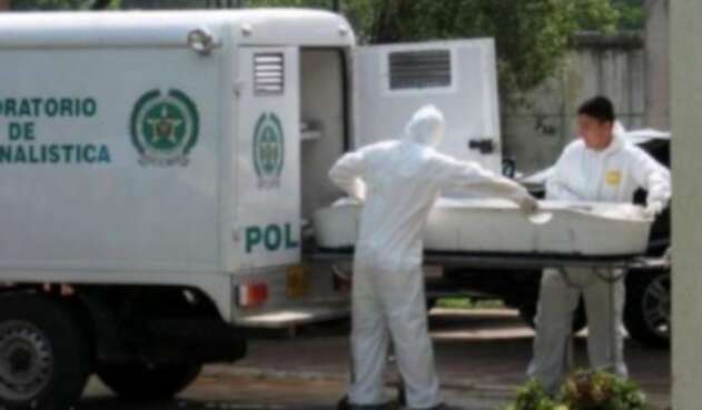 Procedimiento técnico de levantamiento de cadáver Investigan suicidio de menor en Magdalena