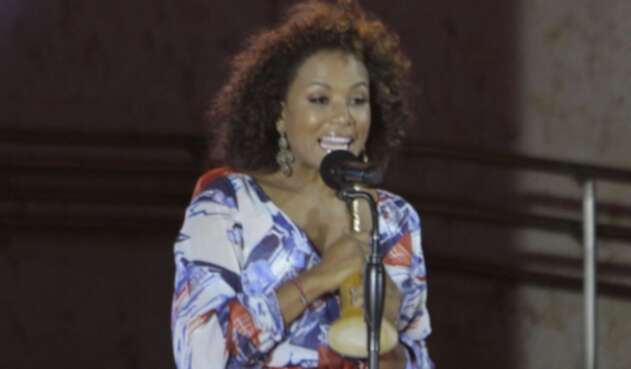 La presentadora Mabel Lara.
