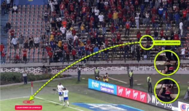 Hincha de Medellín lanzó un arma blanca a la cancha.