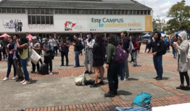 Plantón en la Universidad Nacional