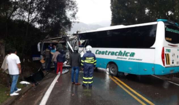 Accidente en la vía Sogamoso-El Crucero deja 22 herido.