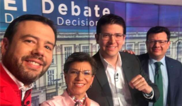 Carlos Fernando Galán, Claudia López, Miguel Uribe Turbay y Hollman Morris durante el debate adelantado en Noticias RCN, en Bogotá