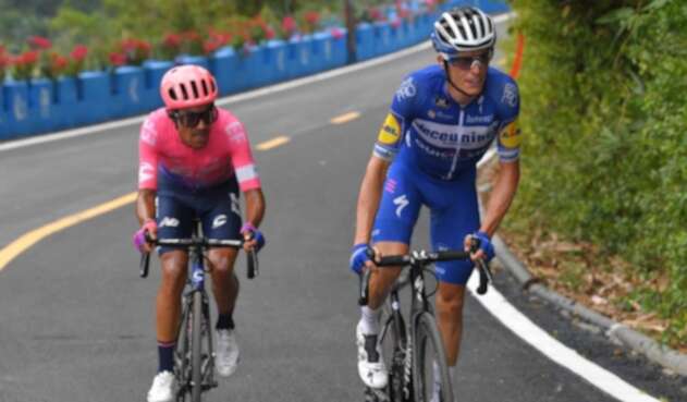 Daniel Felipe Martínez, segundo del Tour de Guangxi, por detrás de Enric Mas