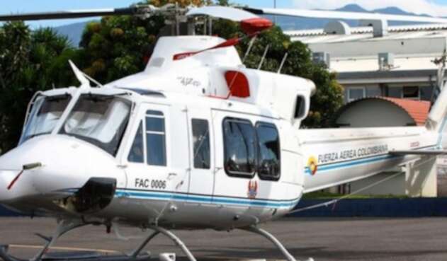 Helicóptero de la FAC Helicóptero de la FAC