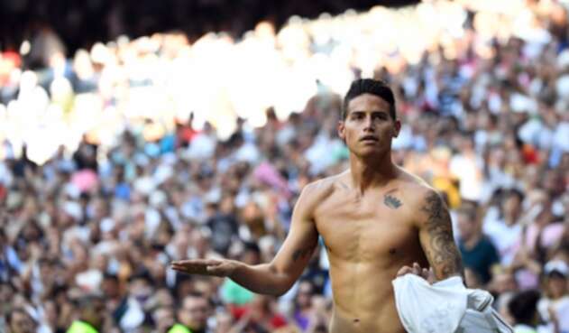 James Rodríguez luego de anotarle al Granada en el Estadio Santiago Bernabéu, en Madrid (España) James Rodríguez luego de anotarle al Granada en el Estadio Santiago Bernabéu, en Madrid (España)