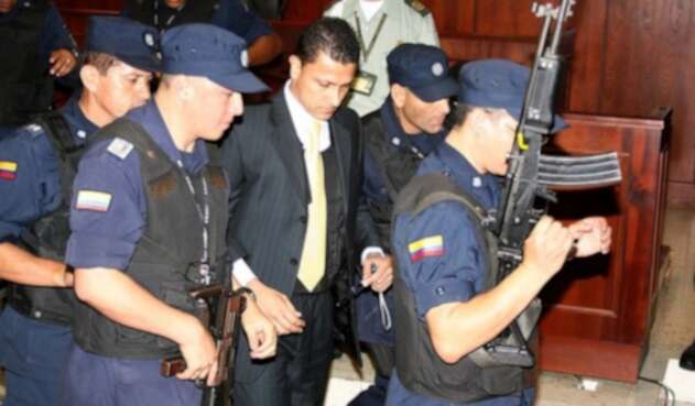 JEP admite sometimiento del coronel Bayron Carvajal