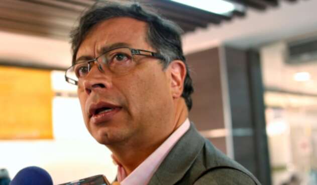 Gustavo Petro, congresista