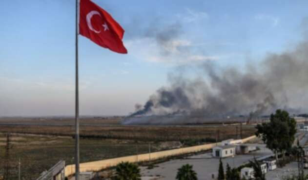 Turquía ataca frontera con Siria