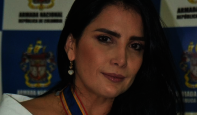 Al parecer la excongresista tomo un carro y huyo hacia el Tolima