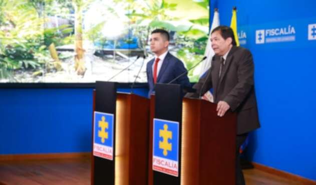 Minvivienda, Jonathan Malagón y el vicefiscal Jaime Camacho, en rueda de prensa.