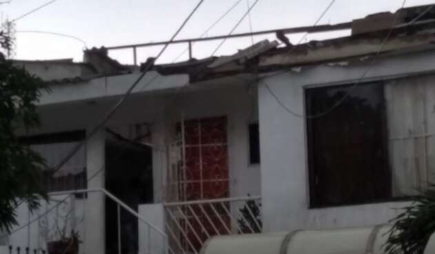 El vendaval afectó el barrio Los Nogales en el norte de Barranquilla.