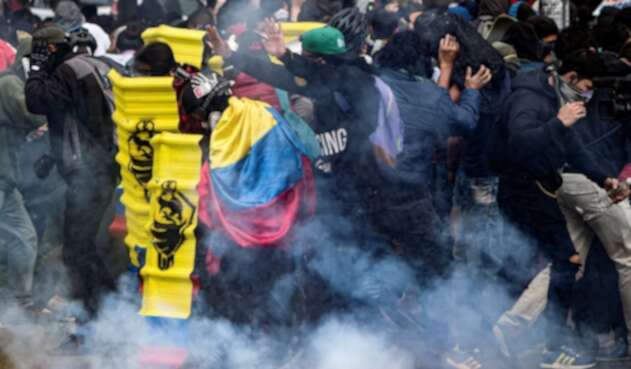 Protestas durante las marchas del 21 de noviembre en Colombia
