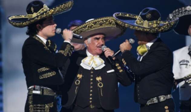 Alex, Alejandro y Vicente Fernández