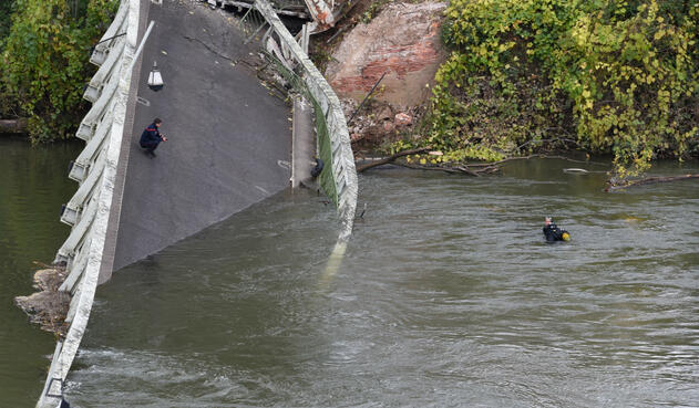 Puente se quebró en Francia