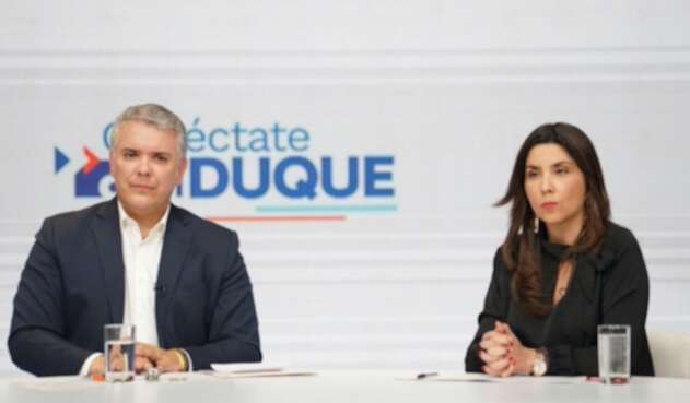 Presidente Iván Duque y la ministra de Educación, María Victoria Angulo.