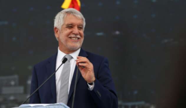 Enrique Peñalosa Enrique Peñalosa