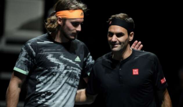 Stefanos Tsitsipas y Roger Federer en semifinales del Torneo de Maestros Stefanos Tsitsipas y Roger Federer