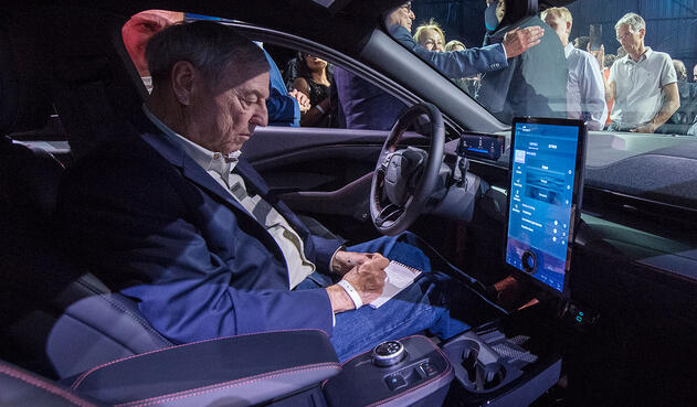 Ford presenta su auto eléctrico, el Mustang Mach-E