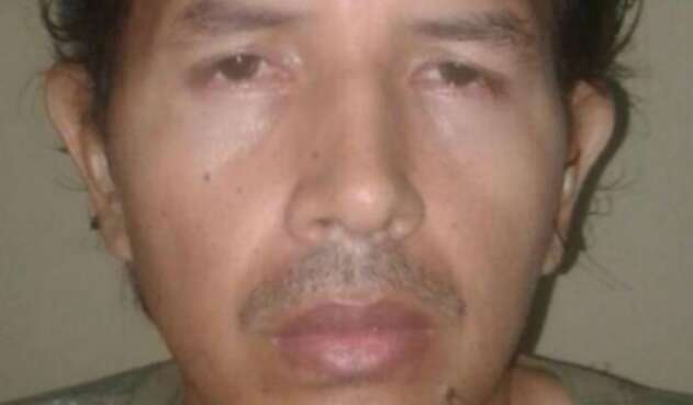 En firme condena Lobo Feroz.